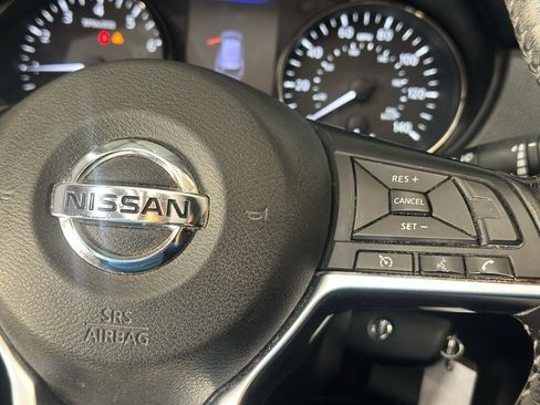 Used 2019 Nissan Rogue S w/ Special Edition Package image 27