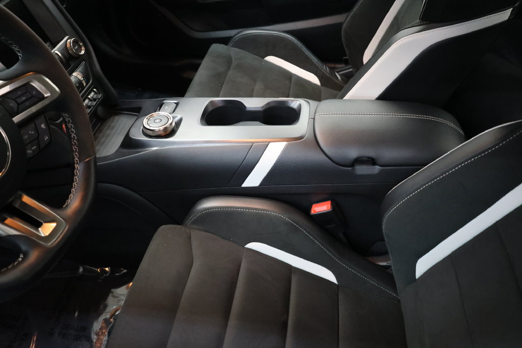 Used 2022 Ford Mustang Shelby GT500 w/ Carbon Fiber Track Pack RWD image 79