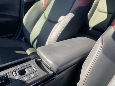 Used 2025 Toyota Prius XSE image 43