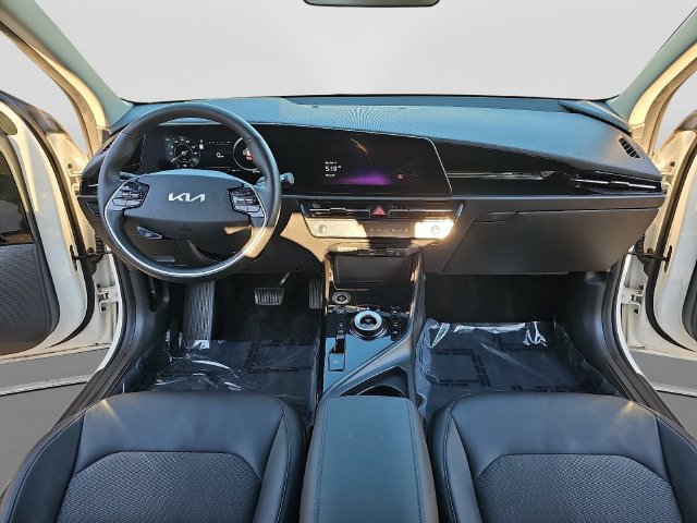 Used 2023 Kia Niro Wind w/ Wind Preserve Package FWD image 9