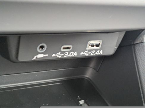 Certified 2025 Subaru Crosstrek 2.5i Sport image 22