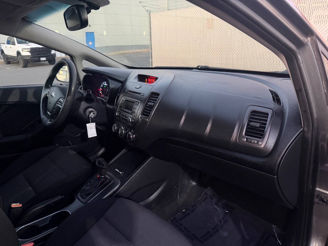 Used 2016 Kia Forte LX FWD image 26