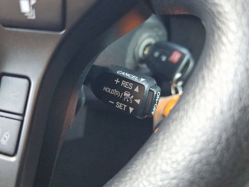 Used 2023 Toyota Tacoma SR image 15