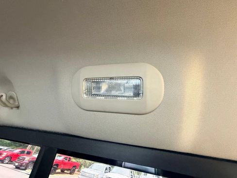 Used 2018 RAM 1500 Laramie w/ Convenience Group AWD/4WD image 34
