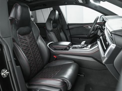 Used 2024 Audi RS Q8 image 16