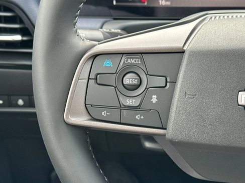 New 2026 Nissan Sentra SL w/ Floor Mat Package FWD image 28