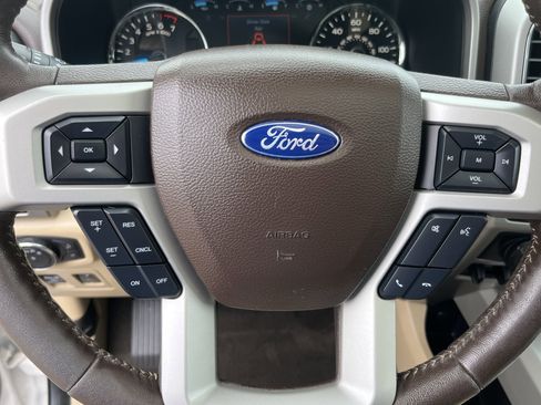 Used 2019 Ford F150 Lariat w/ Equipment Group 501A Mid AWD/4WD image 19