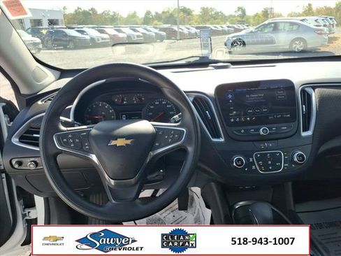 Used 2024 Chevrolet Malibu LT image 23