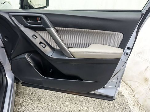 Used 2017 Subaru Forester 2.5i Premium AWD/4WD image 25