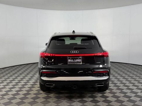 Used 2025 Audi Q5 Premium w/ Convenience Package AWD/4WD image 9
