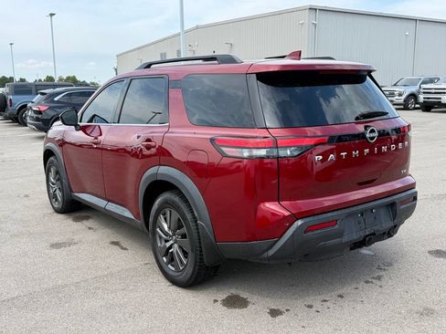 Used 2022 Nissan Pathfinder SV w/ SV Premium Package FWD image 21