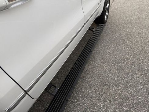 Used 2019 RAM 1500 Limited image 14