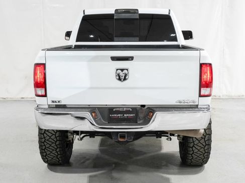 Used 2018 RAM 2500 SLT AWD/4WD image 4