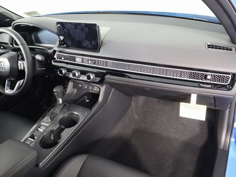 Used 2026 Honda Civic Sport Touring image 9