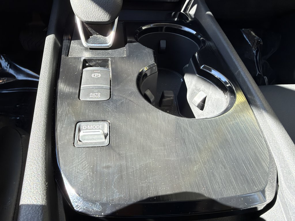 Used 2026 Nissan Rogue SV w/ SV Premium Package FWD image 24