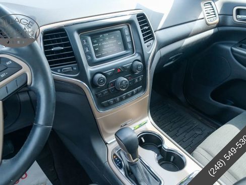Used 2017 Jeep Grand Cherokee Laredo w/ Quick Order Package 23E AWD/4WD image 18