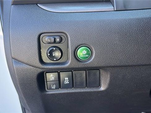 Used 2019 Honda Pilot LX image 15