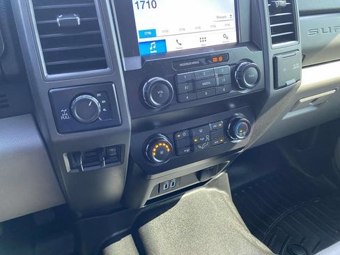 Used 2019 Ford F250 XL w/ STX Appearance Package AWD/4WD image 20