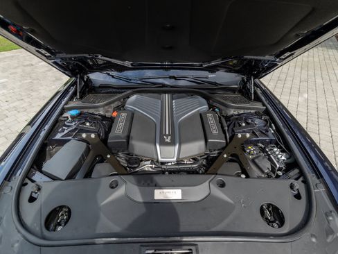 Used 2023 Rolls-Royce Ghost Black Badge w/ Black Badge Ghost Package AWD/4WD image 82