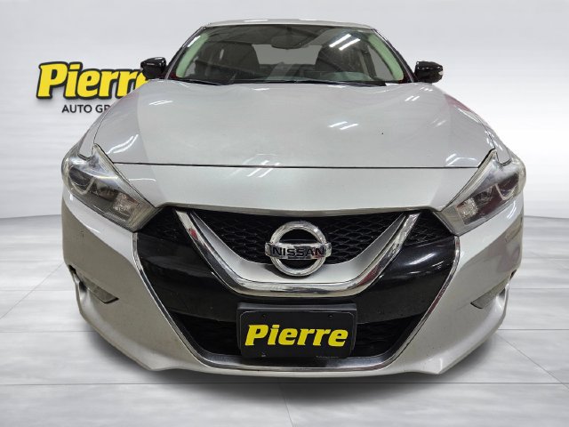 Used 2017 Nissan Maxima SR w/ Midnight Edition FWD image 2