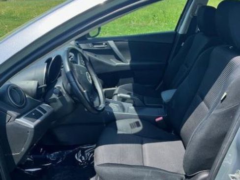 Used 2012 MAZDA MAZDA3 i Touring image 10