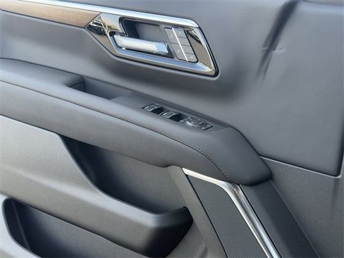 New 2026 Chevrolet Tahoe High Country image 22