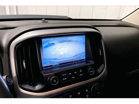 Used 2018 Chevrolet Colorado ZR2 image 22