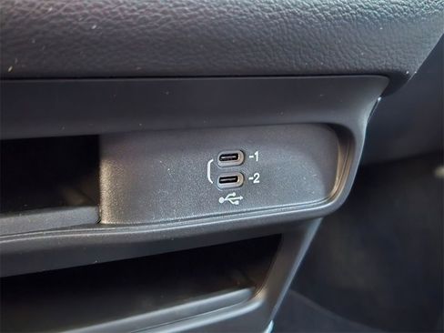 New 2026 Chrysler Voyager LX image 25