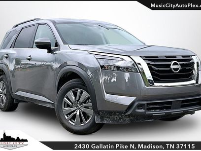 Used 2025 Nissan Pathfinder SV
