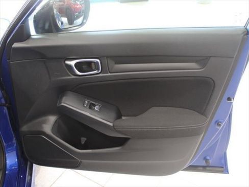 Used 2023 Honda Civic Sport image 23