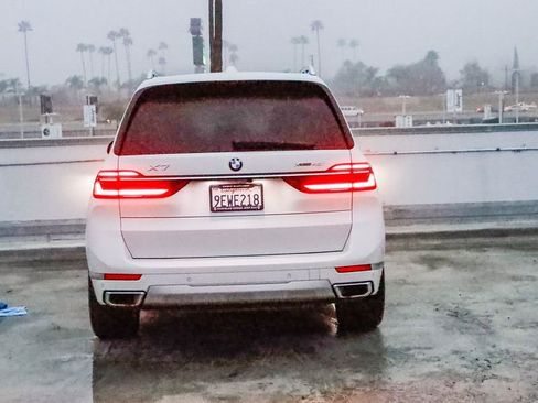 Used 2023 BMW X7 xDrive40i AWD/4WD image 8