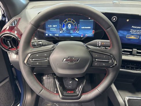 New 2026 Chevrolet Equinox RS image 12