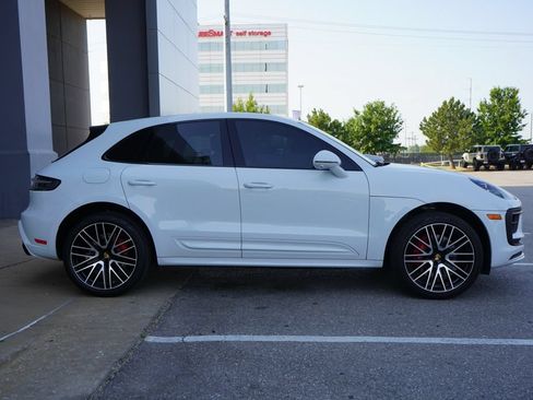Used 2024 Porsche Macan S AWD/4WD image 9