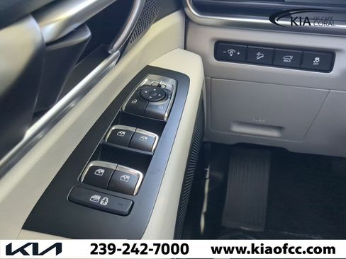 New 2025 Kia Telluride S image 25