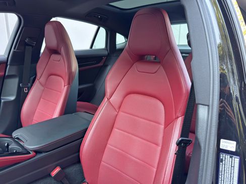 Used 2025 Porsche Panamera 4 E-Hybrid AWD/4WD image 42