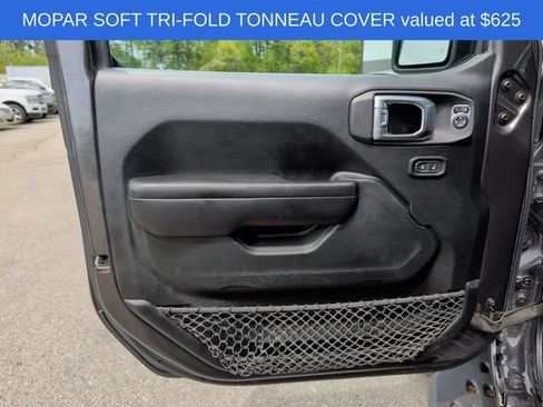 Used 2021 Jeep Gladiator Rubicon w/ Dual Top Group AWD/4WD image 14