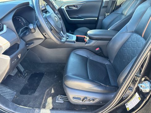Used 2024 Toyota RAV4 Adventure image 9