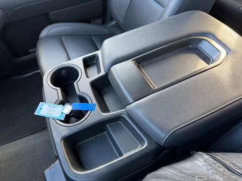 Used 2025 GMC Sierra 1500 SLT image 23