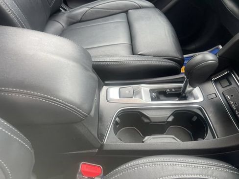 Used 2024 Subaru Ascent Limited AWD/4WD image 13