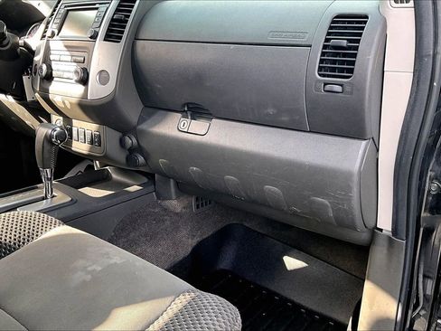 Used 2015 Nissan Xterra PRO-4X w/ Nevada Tow Package image 26