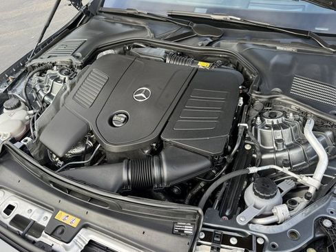 Used 2023 Mercedes-Benz C 300 Sedan image 5