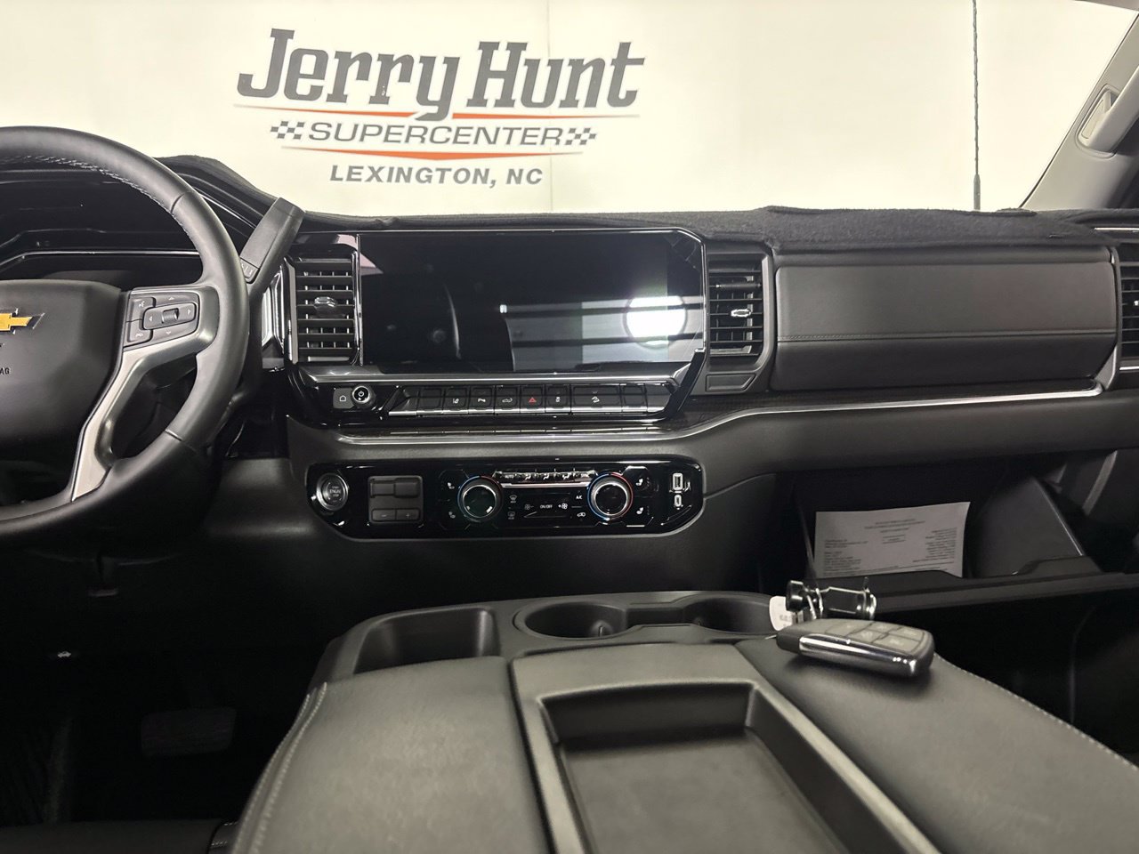Used 2025 Chevrolet Silverado 2500 LT w/ Z71 Chrome Sport Edition AWD/4WD image 26