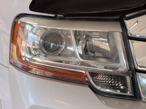 Used 2015 Ford Expedition EL Limited w/ Equipment Group 301A AWD/4WD image 10