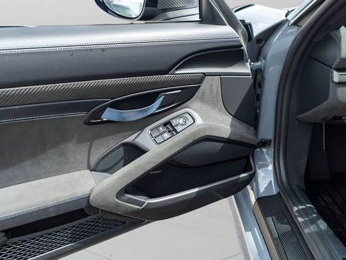 Used 2023 Porsche 718 Cayman GT4 RS RWD image 51