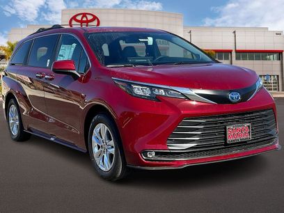 New 2025 Toyota Tacoma SR5