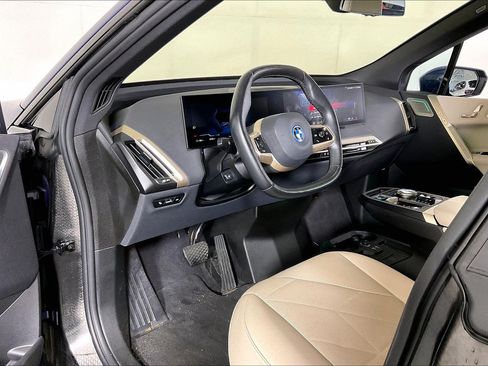 Used 2024 BMW iX M60 AWD/4WD image 7
