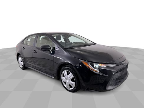 Used 2022 Toyota Corolla LE image 38