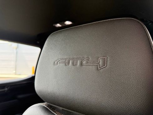 Used 2023 GMC Sierra 1500 AT4 w/ AT4 Preferred Package image 28