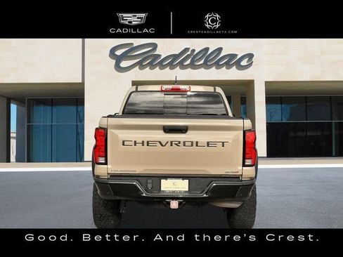 Used 2023 Chevrolet Colorado ZR2 w/ ZR2 Convenience Package III AWD/4WD image 4
