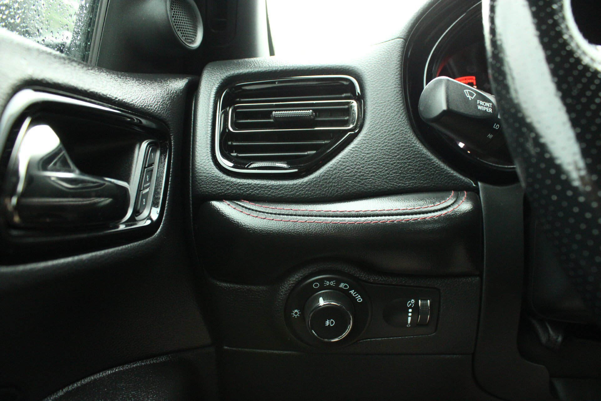 Used 2021 Dodge Durango R/T w/ Blacktop Package AWD/4WD image 31